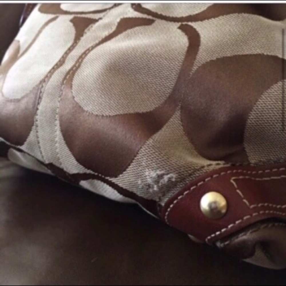 Coach Bag - Picture 3 of 6